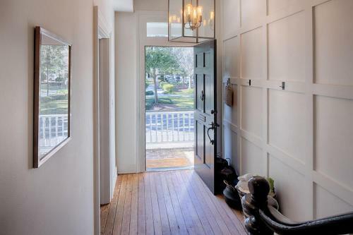 Washington Square Abode By Lucky Savannah