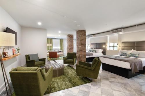 The Present Hotel