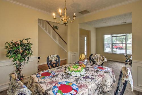 Spacious Stone Mountain Home - Walk Everywhere!