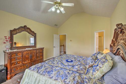 Spacious Stone Mountain Home - Walk Everywhere!