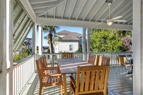 Vintage Pearl - Rooftop Hot Tub With Bay Views Home