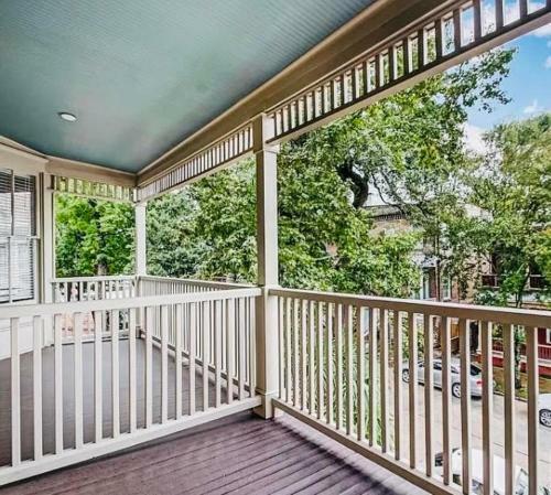 Apartamento 320 West Park Inn -cozy And Comfortable, In Downtown Savannah