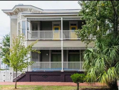 Apartamento 320 West Park Inn -cozy And Comfortable, In Downtown Savannah