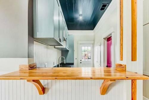 Apartamento 320 West Park Inn -cozy And Comfortable, In Downtown Savannah