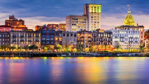 Apartamento 320 West Park Inn -cozy And Comfortable, In Downtown Savannah
