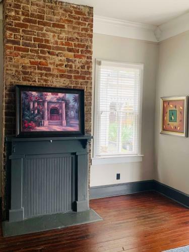 Apartamento 320 West Park Inn -cozy And Comfortable, In Downtown Savannah