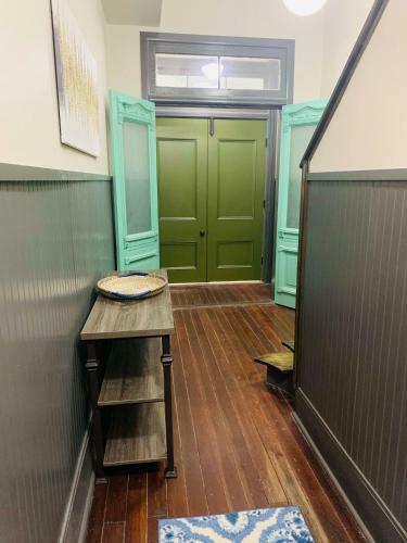 Apartamento 320 West Park Inn -cozy And Comfortable, In Downtown Savannah
