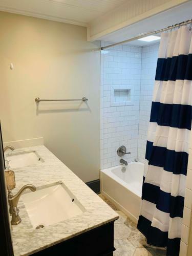 Apartamento 320 West Park Inn -cozy And Comfortable, In Downtown Savannah