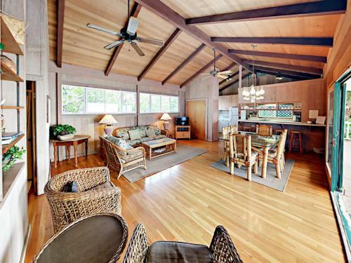 82-6017 Manini Beach Rd Home Home