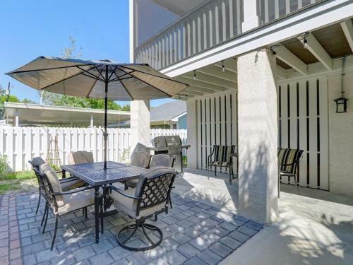 Cedar House On Tybee