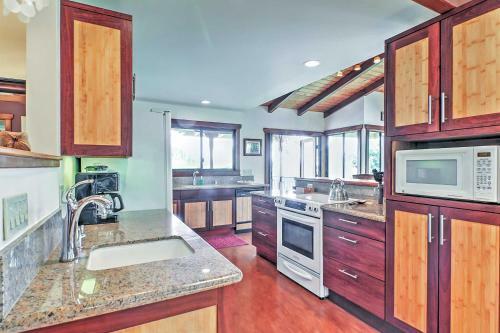 Captain Cook Dolphin Bay Home On Kealakekua Bay!