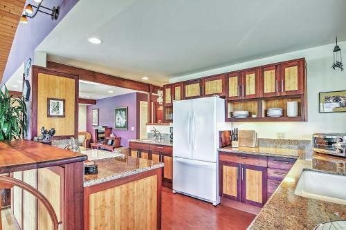 Captain Cook Dolphin Bay Home On Kealakekua Bay!
