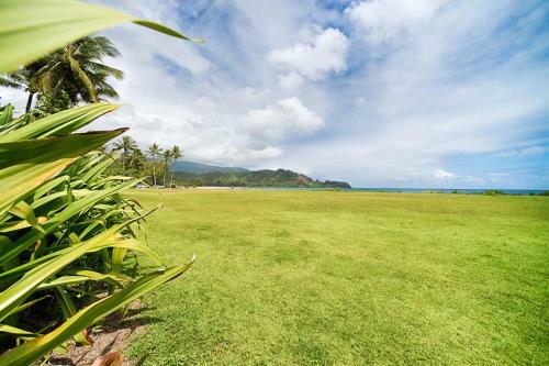 Hanalei Beachfront Cottage Home