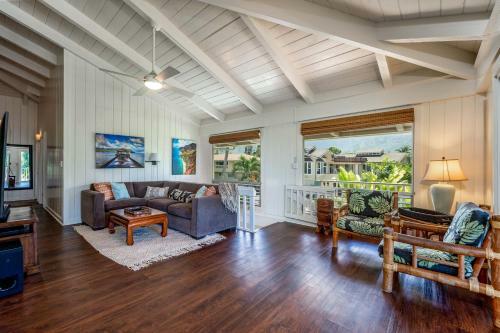 Hale Naninoa Home
