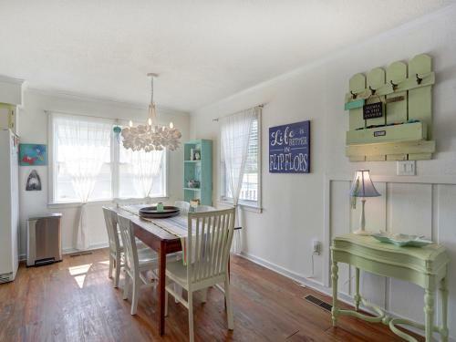 Heated Pool Access Flex Cancelation Wonderful Tybee Beach House