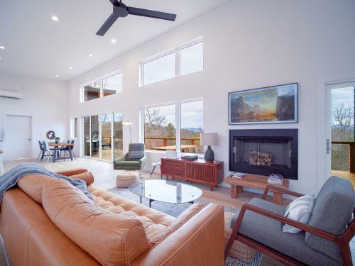 Apartamento Ecomodmtn Stunning Mountain Views