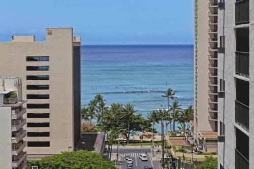 Waikiki Park Heights #1511