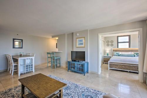 Resort Condo With Views, 1 Block To Beach And Zoo!