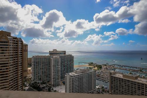 Apartamento Marina Tower 3903