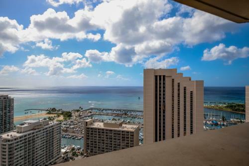 Apartamento Marina Tower 3903