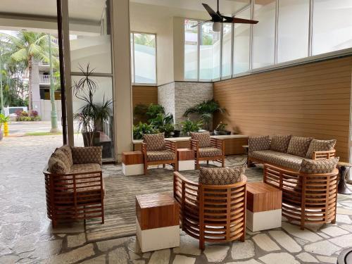 Apartamento 2427 Kuhio Ave #705