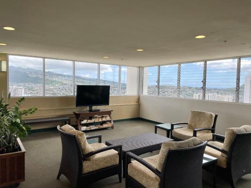 Apartamento 2427 Kuhio Ave #705