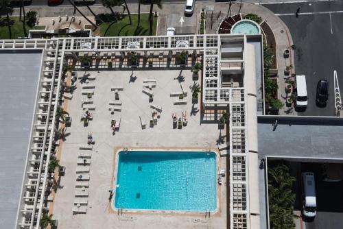 Ala Moana Condominium (ah917)