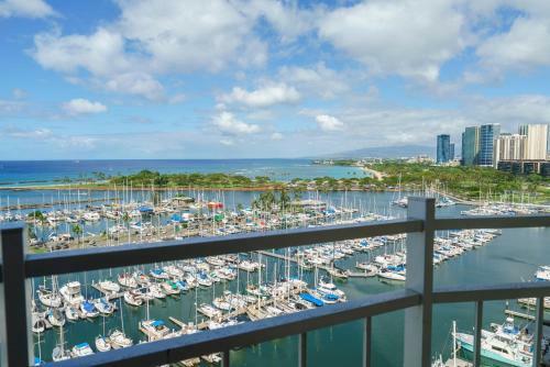 Ilikai Marina Condo (im692)