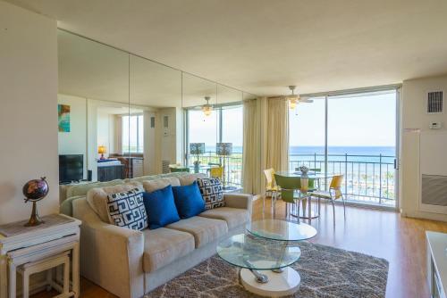 Ilikai Marina Condo (im692)