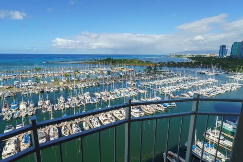 Ilikai Marina Condo (im692)