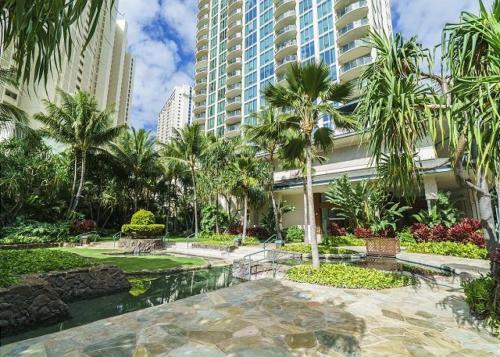 Allure Waikiki (aw04)