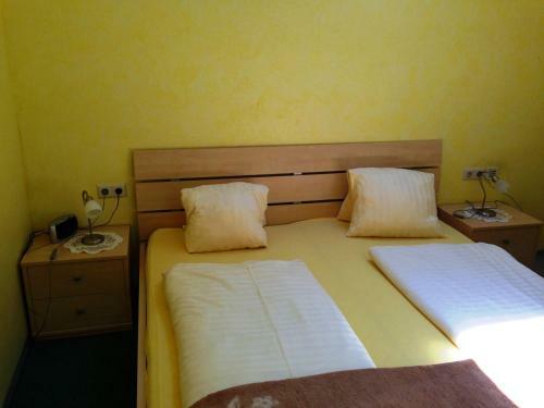 Hostal Pension Haus Claudia