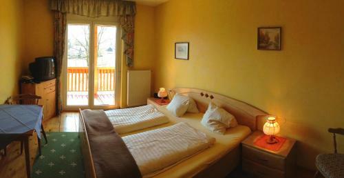 Hostal Pension Haus Claudia