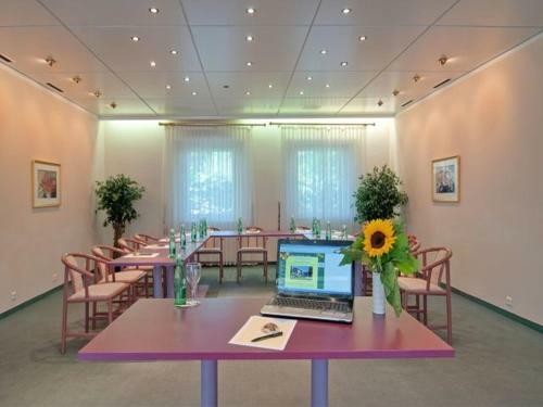 Hotel Sch�nruh
