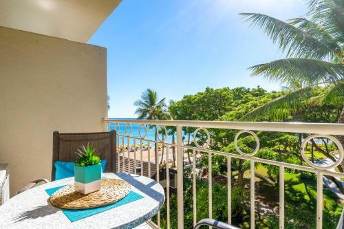 Apartamento Beachfront Studio On Waikiki Beach Ocean Views