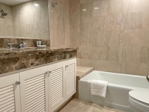 Apartamento 440 Olohana St #1706