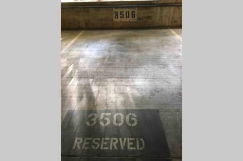 Apartamento Royal Kuhio Penthouse With Ocean View On 35th Floor