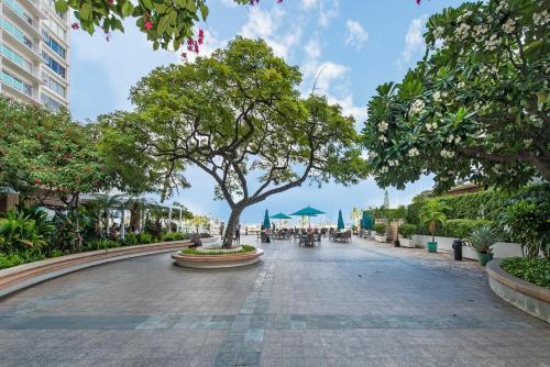 Apartamento Ilikai Tower 409 Condo - Steps From Ala Moana Beach Park!