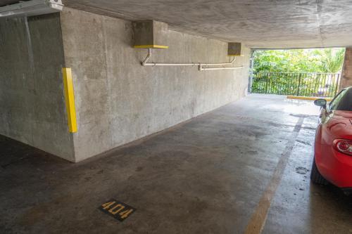 Waikiki Skytower Wst02