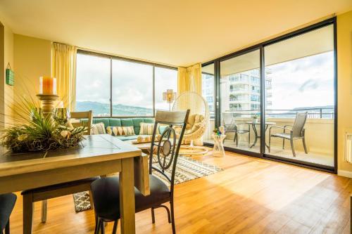 Waikiki Skytower Wst02