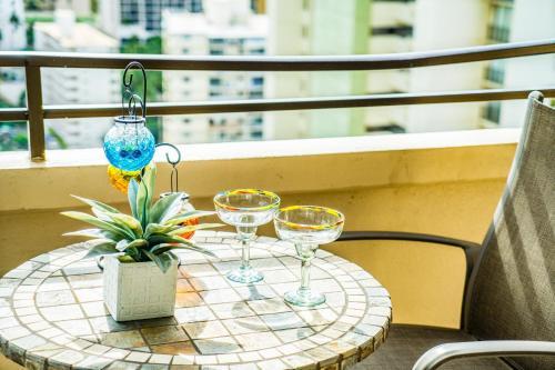 Waikiki Skytower Wst02