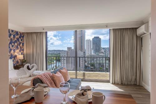 Apartamento 440 Olohana St #1605