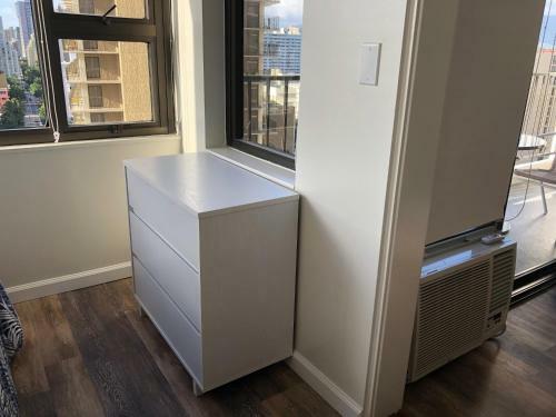 Waikiki Banyan T-1 Wb14