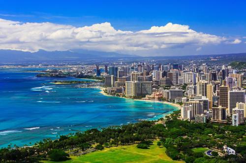 Apartamento Hawaiian Monarch - Canal-view Studio - Pool & Gym Condo