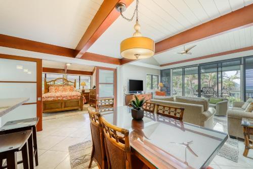 Kahana Outrigger 4b1