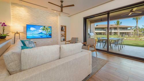 Maui Westside Presents - Luana Garden Villa 8b
