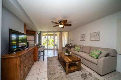 Hale Ono Loa 102