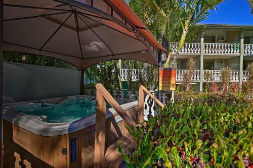 Apartamento Kailua Studio With Pool Access And Garden Views!