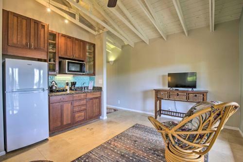 Stylish Home, Less Than 2 Miles To Magic Sands Beach!
