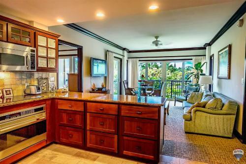 Waipouli Beach Resort E-205
